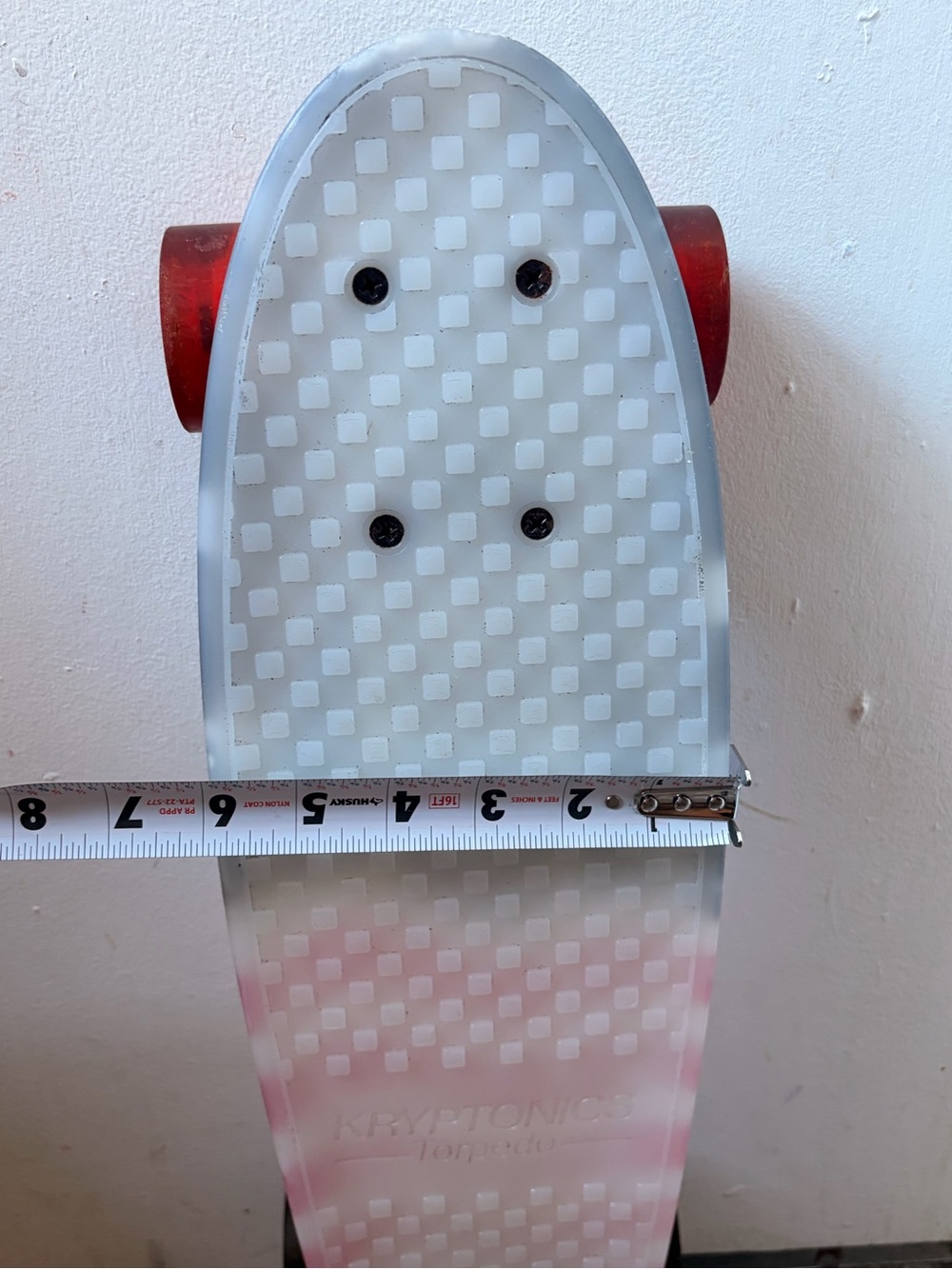 Skateboard - Picture 4 of 10